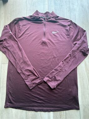 Nike Men’s Long-Sleeve Quarter-Zip Pullover - Maroon